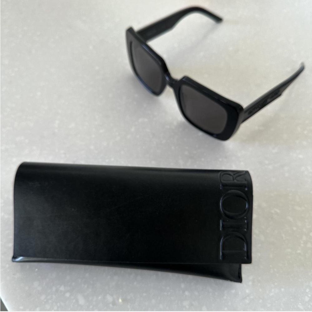 Dior Black Oversized Square Sunglasses - Picture 4 of 4